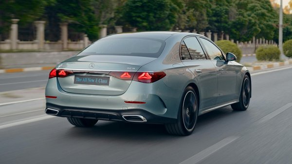 How Digital Connectivity is Reshaping Real Estate Values in the UK's Remote Areas;156Transforming Suburbs: The Impact of Remote Work on Future Real Estate Markets;156Unlocking Blockchain's Potential: Transforming Real Estate Deals with Unmatched Ef